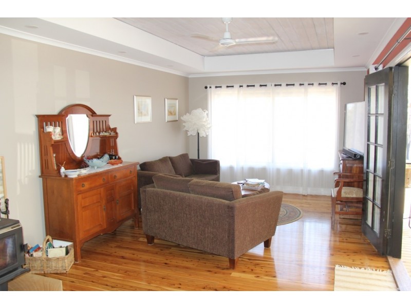 Wattle Camp QLD 4615