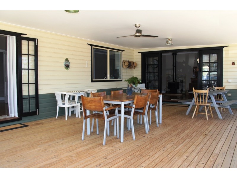Wattle Camp QLD 4615