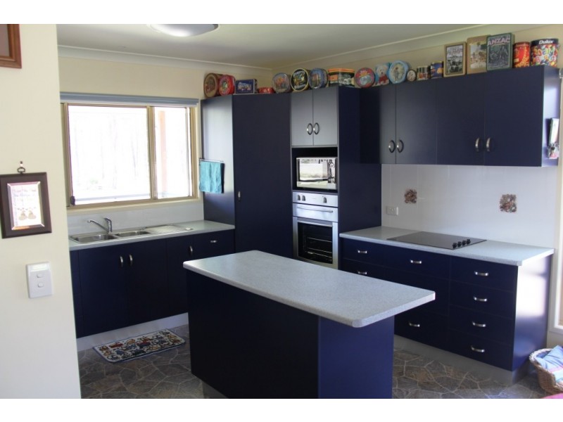 Wattle Camp QLD 4615