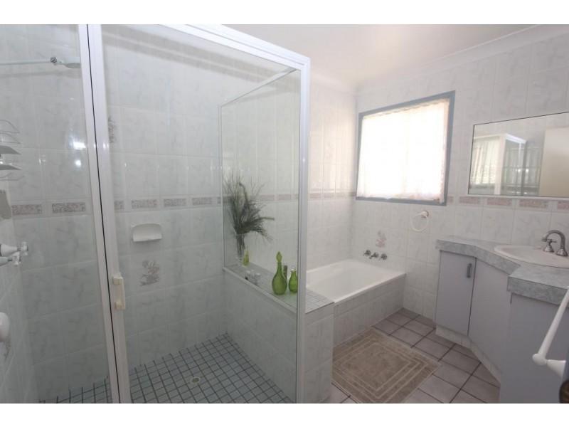23 Kurtellen Cres, Kingaroy QLD 4610