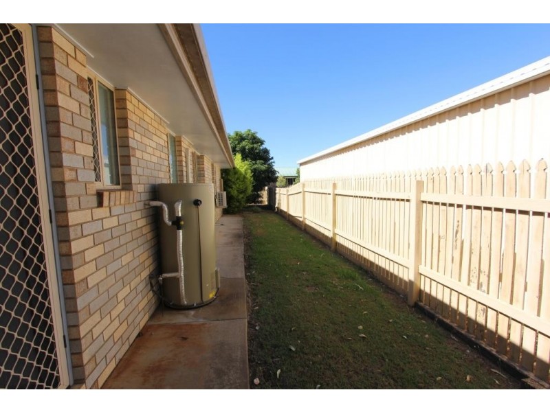 23 Kurtellen Cres, Kingaroy QLD 4610