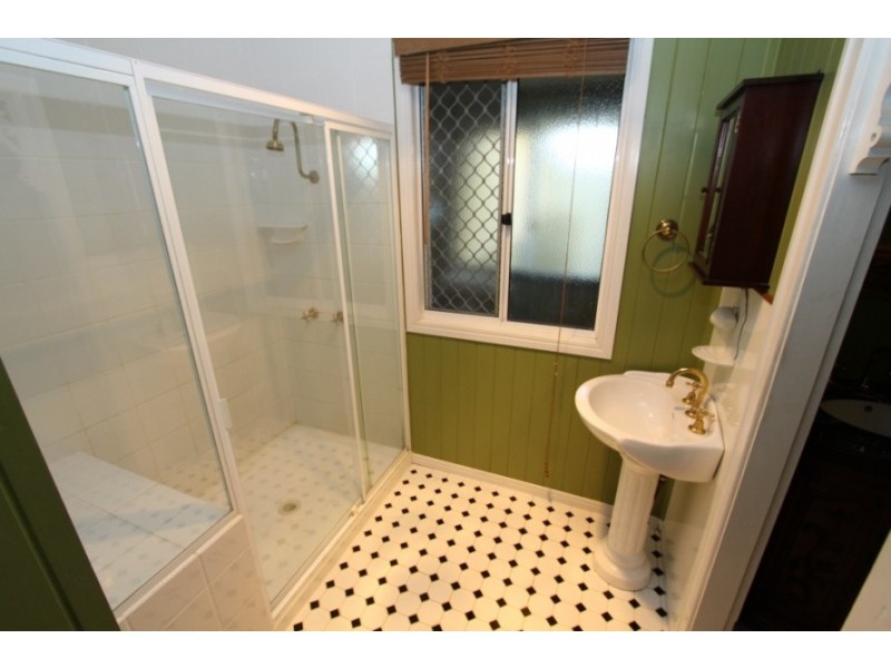 65 Albert Street, Kingaroy QLD 4610