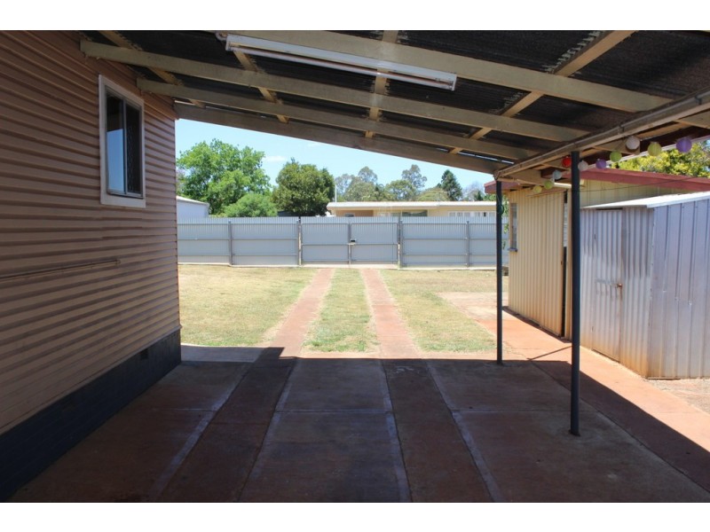 8 Tuite, Kingaroy QLD 4610