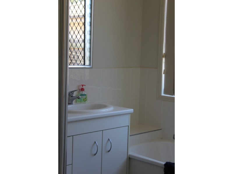 12 Parkside Drive, Kingaroy QLD 4610