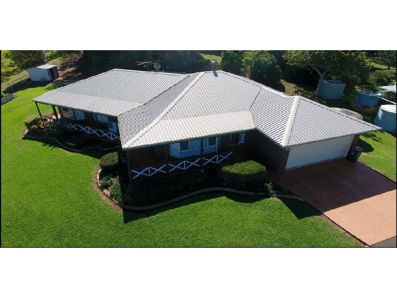 12 Kathy St, Kingaroy QLD 4610