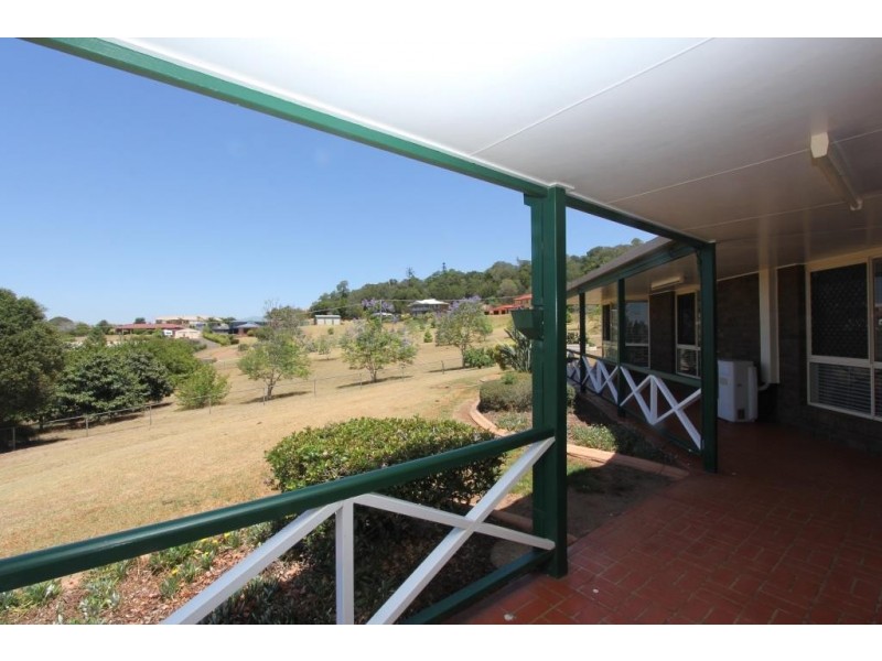 12 Kathy St, Kingaroy QLD 4610