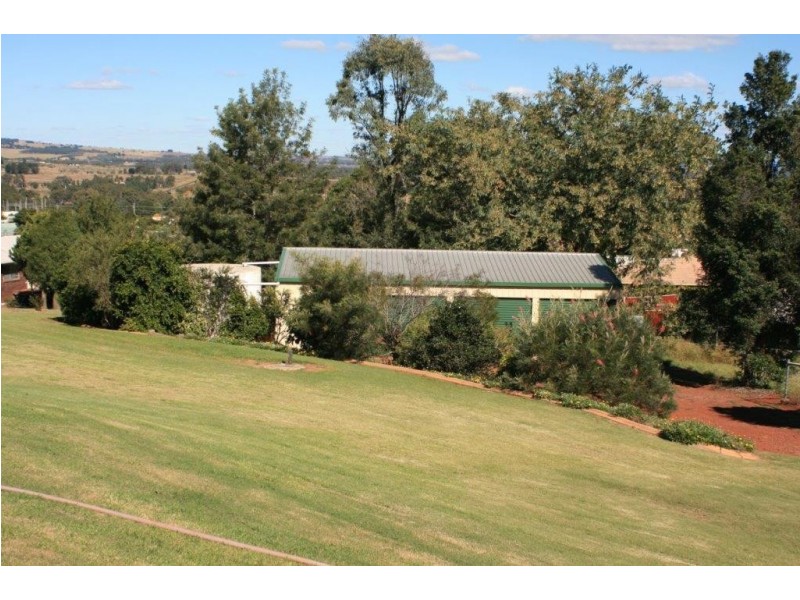 12 Kathy St, Kingaroy QLD 4610