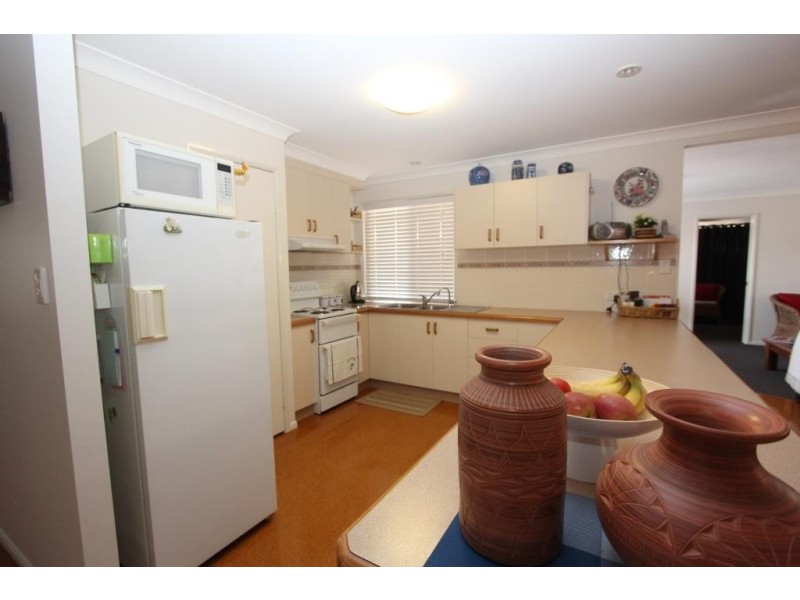 10 Margaret St, Kingaroy QLD 4610