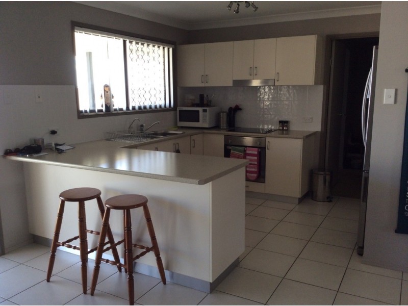 7 Allan Place, Kingaroy QLD 4610