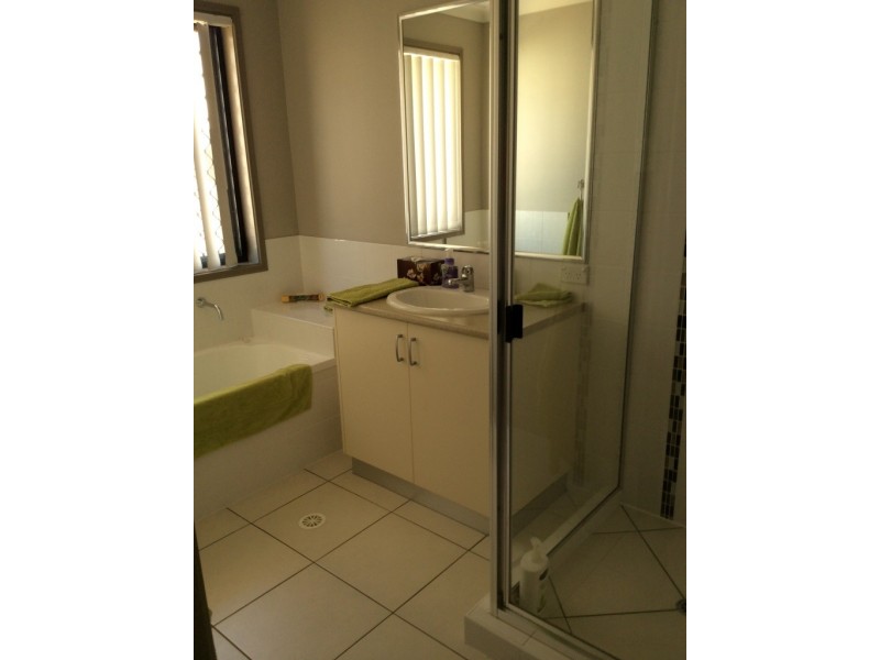 7 Allan Place, Kingaroy QLD 4610