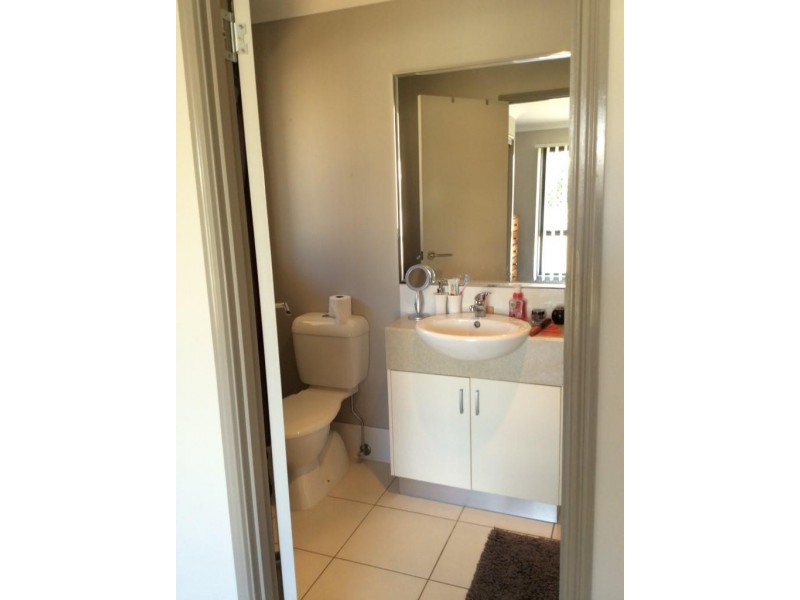 7 Allan Place, Kingaroy QLD 4610