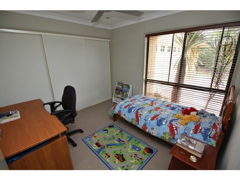 14-16 Premier Drive, Kingaroy QLD 4610