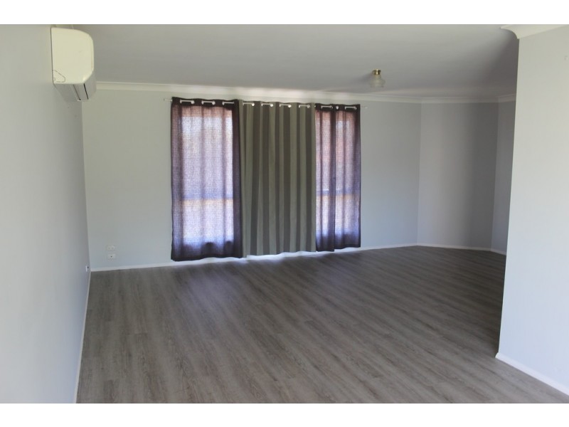 44 Cowie Drive, Kingaroy QLD 4610