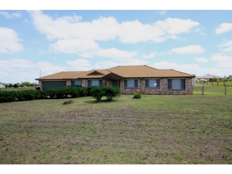9-11 Premier Drive, Kingaroy QLD 4610