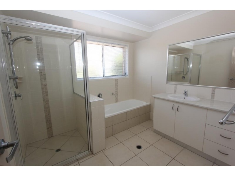 41 to 43 Lorikeet Circuit, Kingaroy QLD 4610