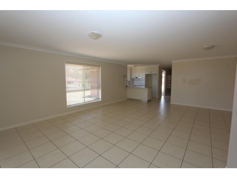 41 to 43 Lorikeet Circuit, Kingaroy QLD 4610