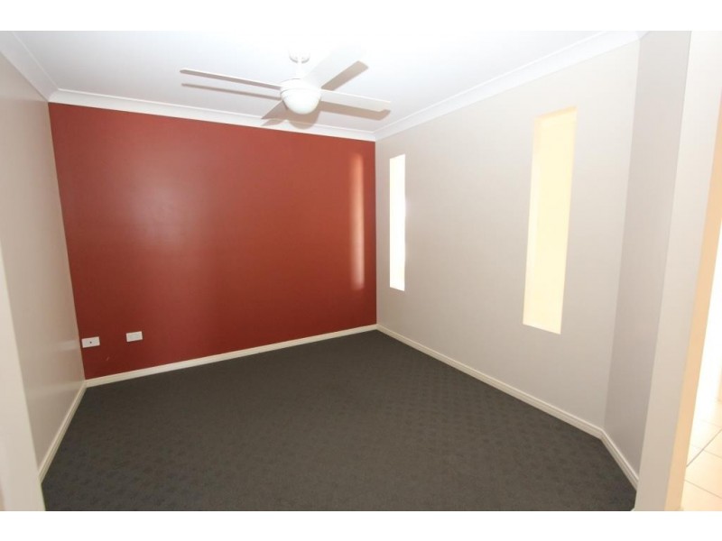 41 to 43 Lorikeet Circuit, Kingaroy QLD 4610