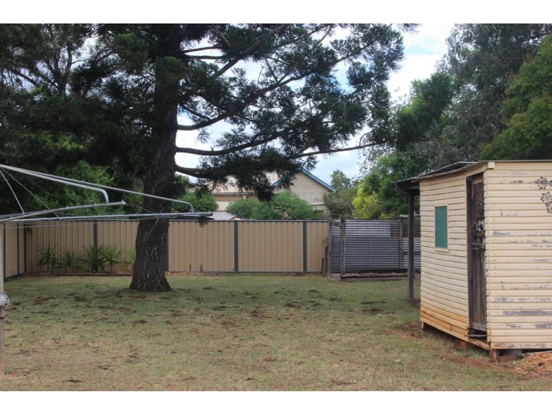 16 Burnett Street, Kingaroy QLD 4610