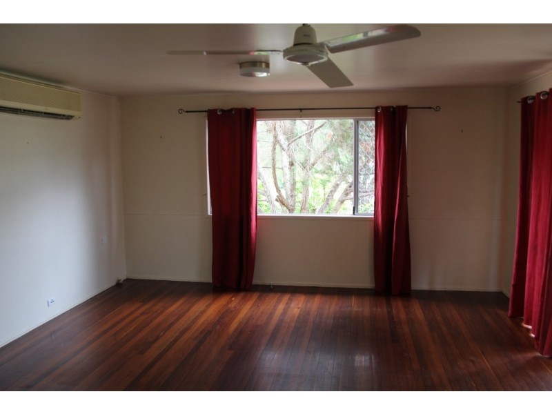 32a Hodge, Kingaroy QLD 4610