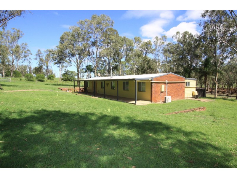 146 Heights Road, Nanango QLD 4615