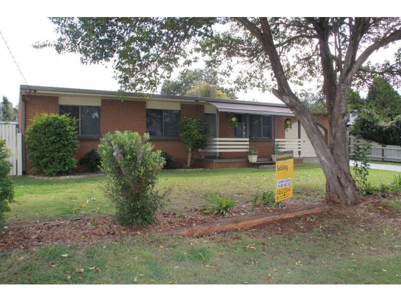 118 Ivy Street, Kingaroy QLD 4610