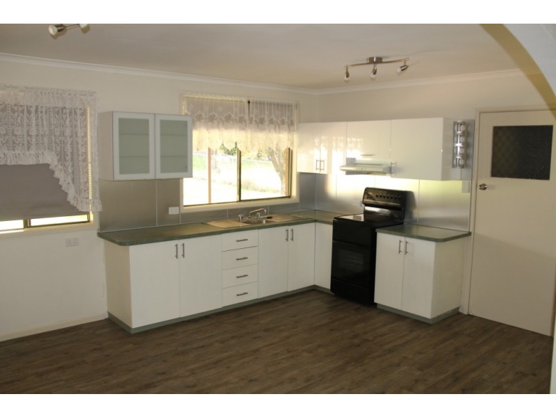 118 Ivy Street, Kingaroy QLD 4610