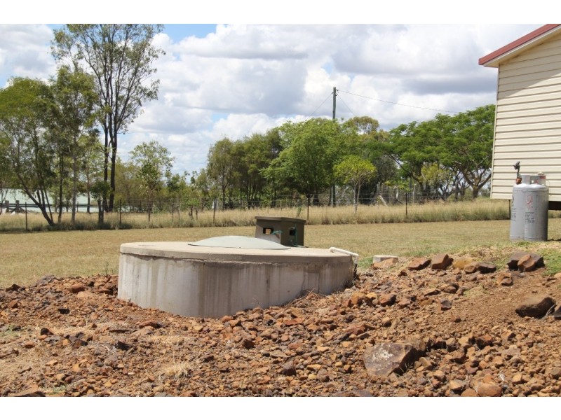 Ellesmere QLD 4610