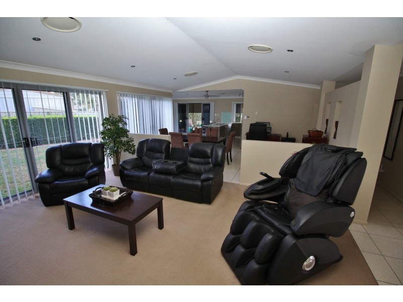 3 STEELE COURT, Kingaroy QLD 4610