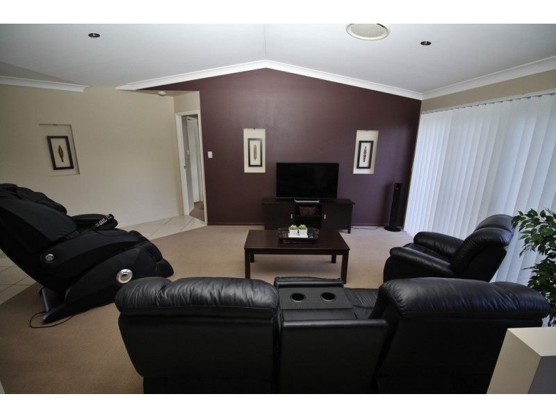 3 STEELE COURT, Kingaroy QLD 4610