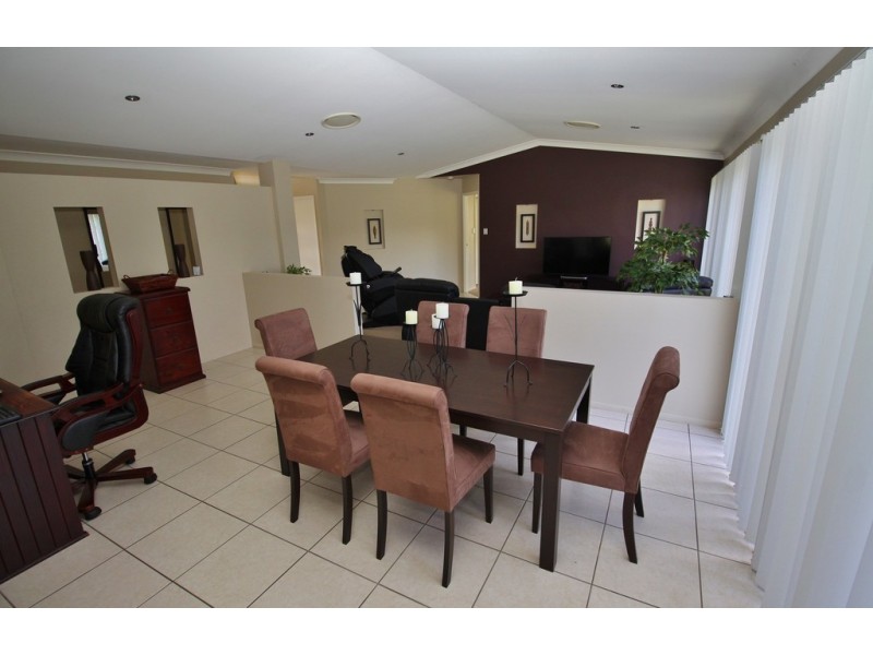3 STEELE COURT, Kingaroy QLD 4610