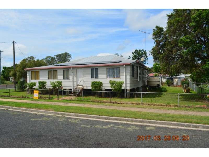 2 Blake Street, Proston QLD 4613