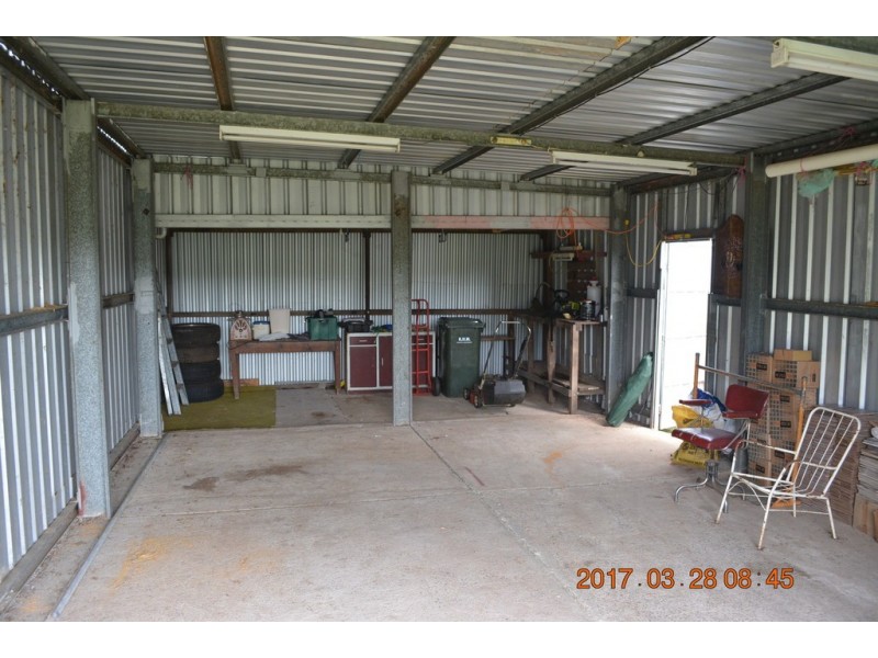 2 Blake Street, Proston QLD 4613