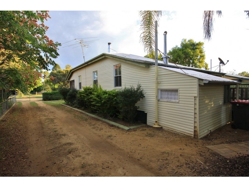 28 Duke St, Kingaroy QLD 4610