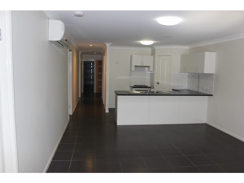 2/38 buckingham street, Kingaroy QLD 4610