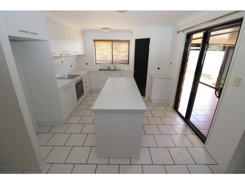 18 Olive Grove, Kingaroy QLD 4610