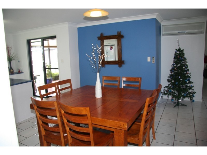 18 Olive Grove, Kingaroy QLD 4610