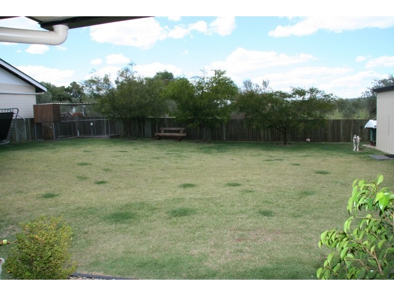 18 Olive Grove, Kingaroy QLD 4610