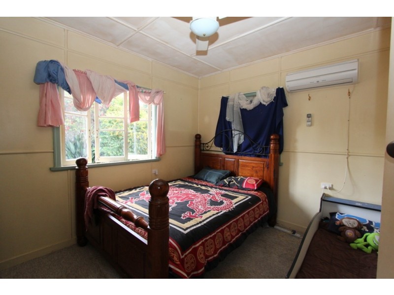 54 Walter Rd, Kingaroy QLD 4610