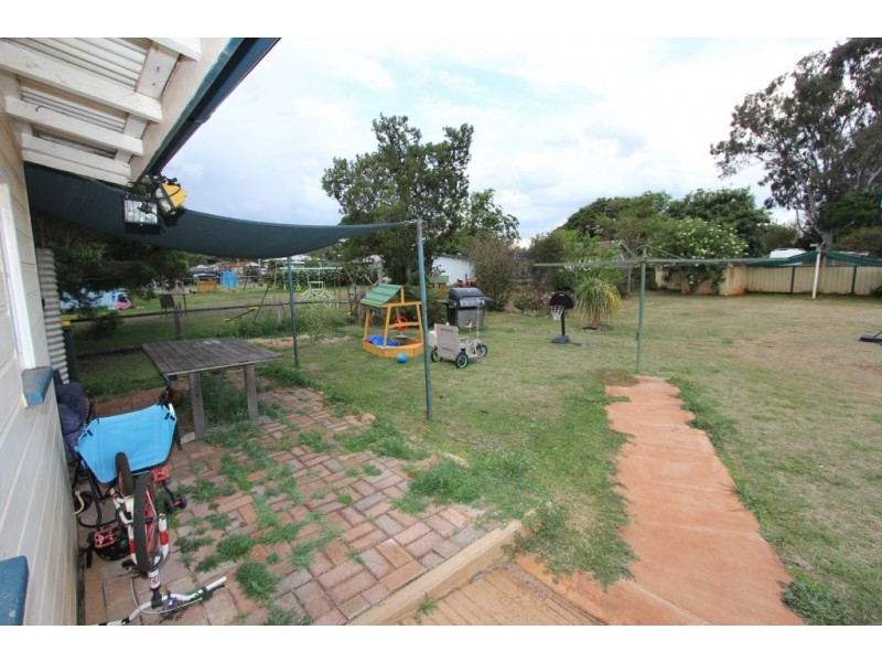 54 Walter Rd, Kingaroy QLD 4610