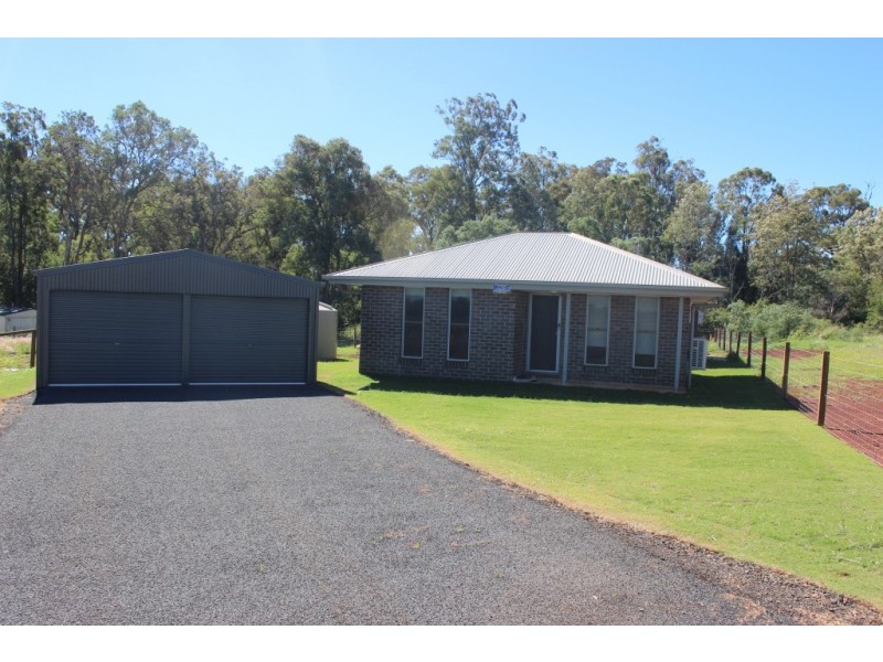 3 Prince, Memerambi QLD 4610