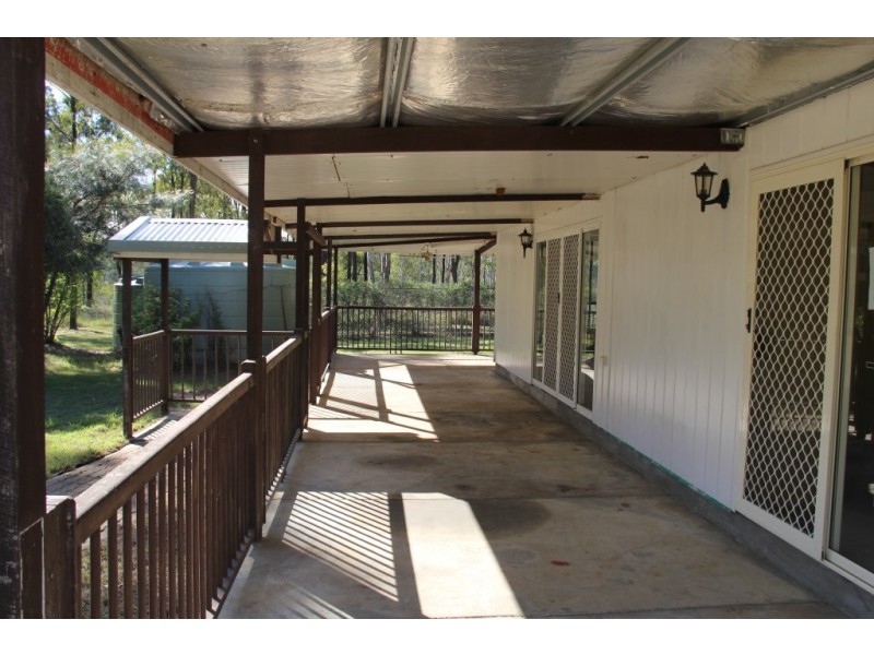 15a Brocklehurst rd, Wattle Camp QLD 4615