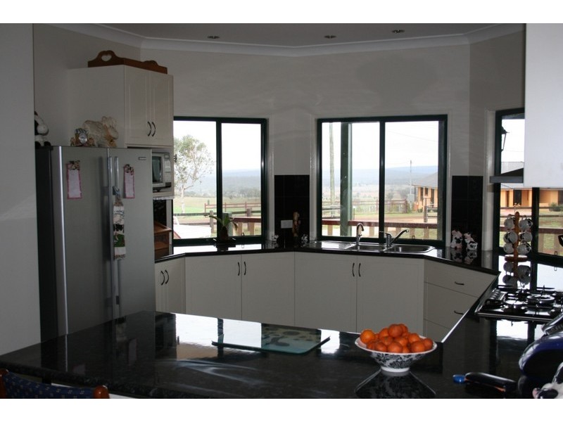 3 Meek Street, Tingoora QLD 4608