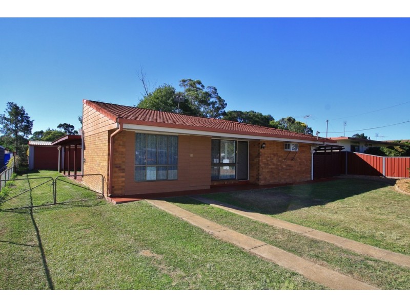 18 Roberta Street, Kingaroy QLD 4610