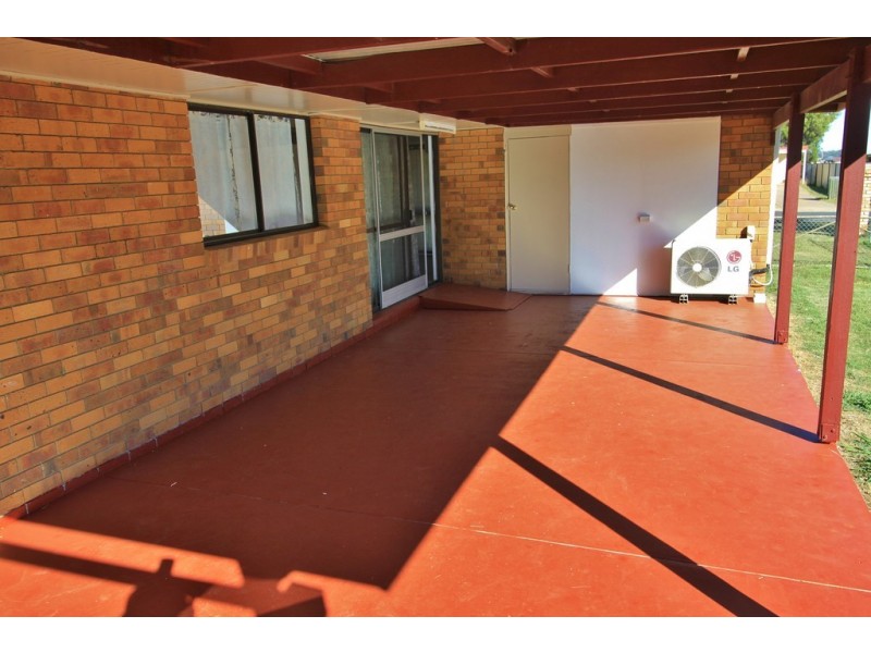 18 Roberta Street, Kingaroy QLD 4610