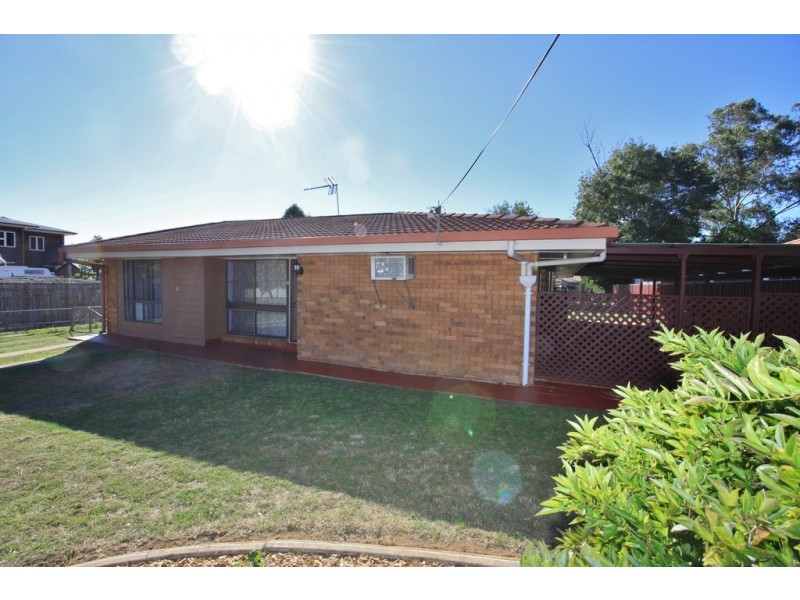 18 Roberta Street, Kingaroy QLD 4610