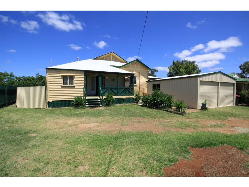 11a BURNETT STREET, Kingaroy QLD 4610