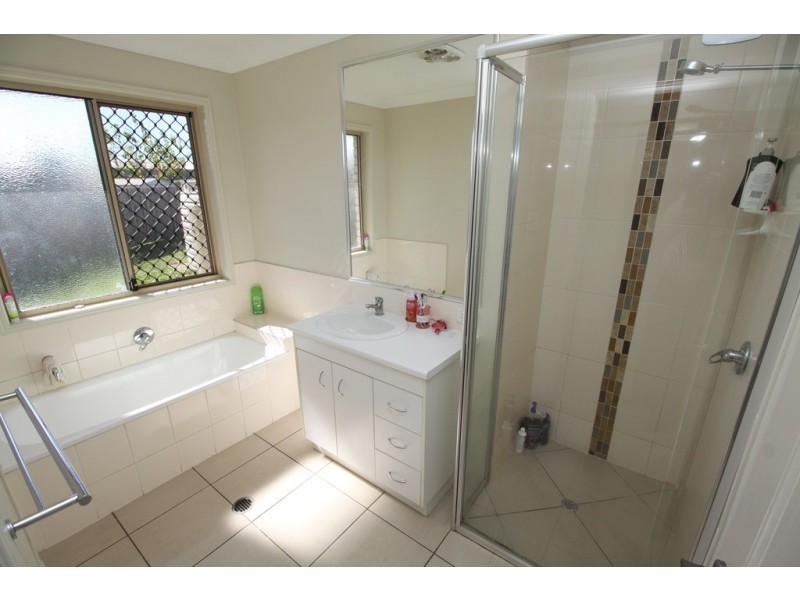 19 Oasis Drive, Kingaroy QLD 4610