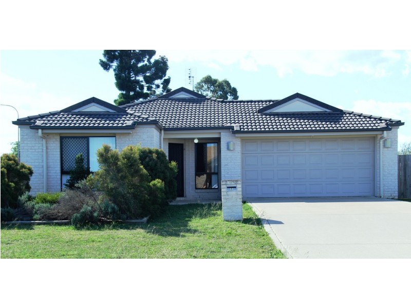 1 Oasis Drive, Kingaroy QLD 4610
