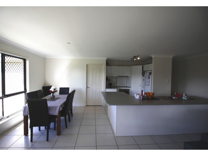 1 Oasis Drive, Kingaroy QLD 4610