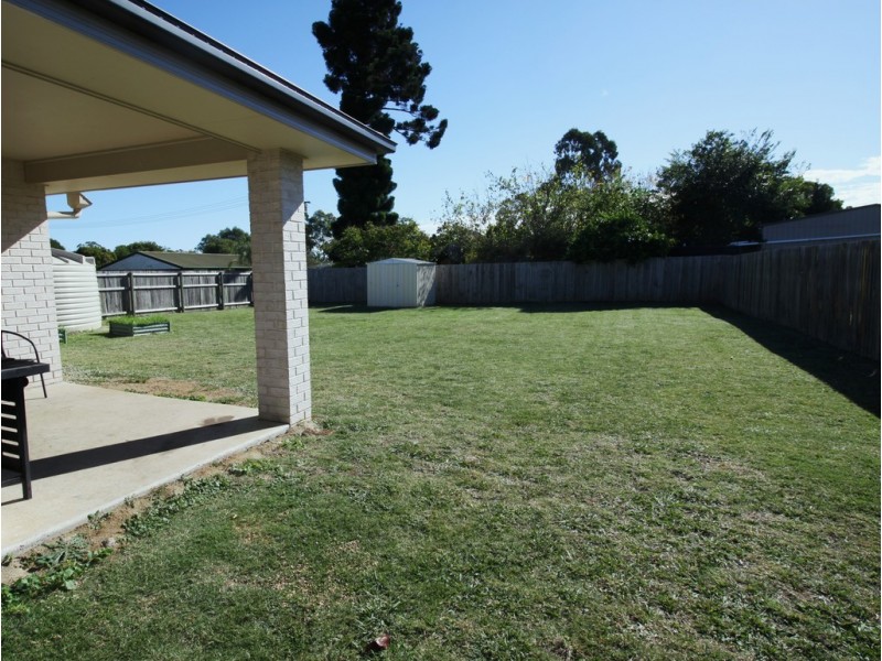 1 Oasis Drive, Kingaroy QLD 4610